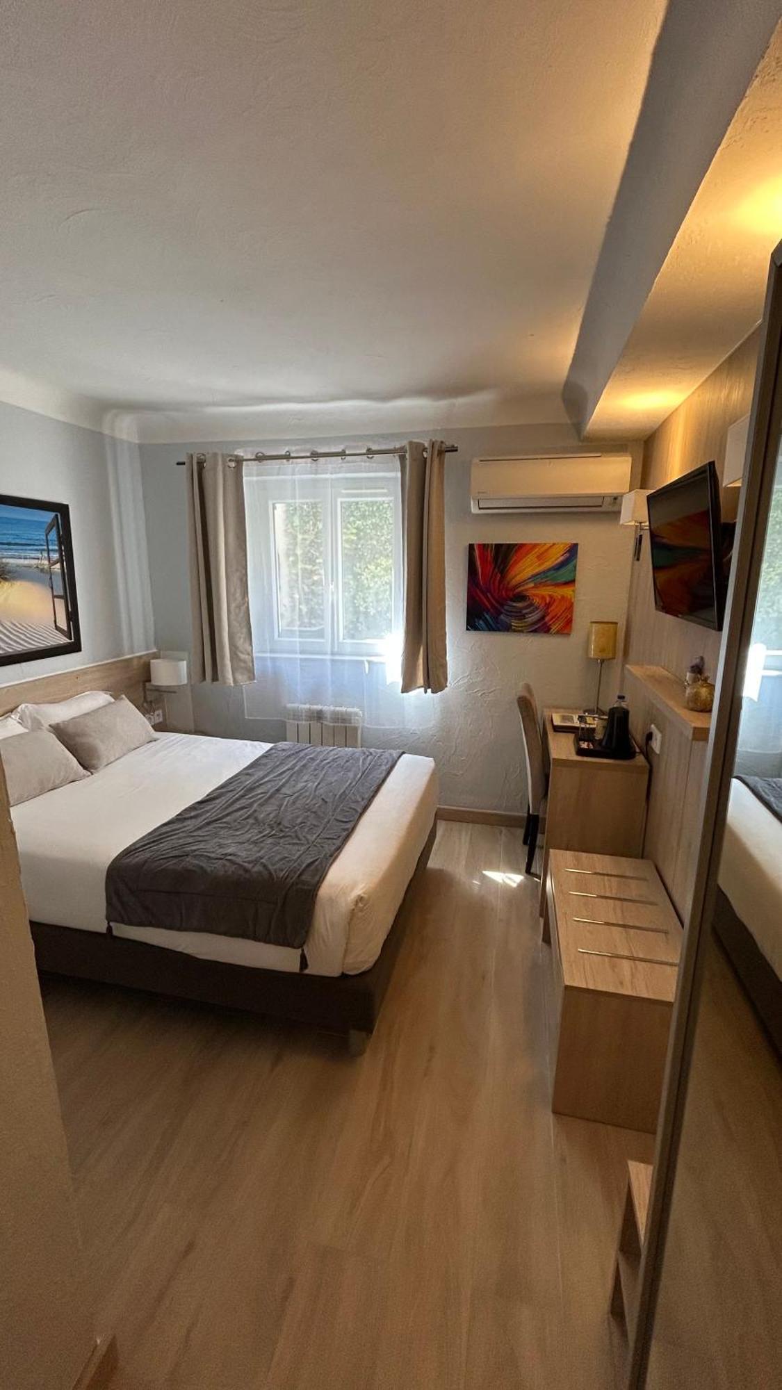 Hotel Miramar- Cap D'Antibes - La Garoupe Plage Exteriör bild