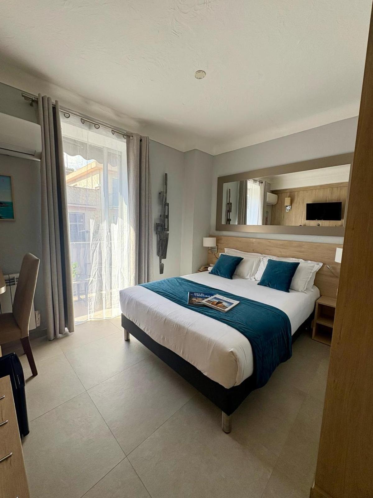 Hotel Miramar- Cap D'Antibes - La Garoupe Plage Exteriör bild